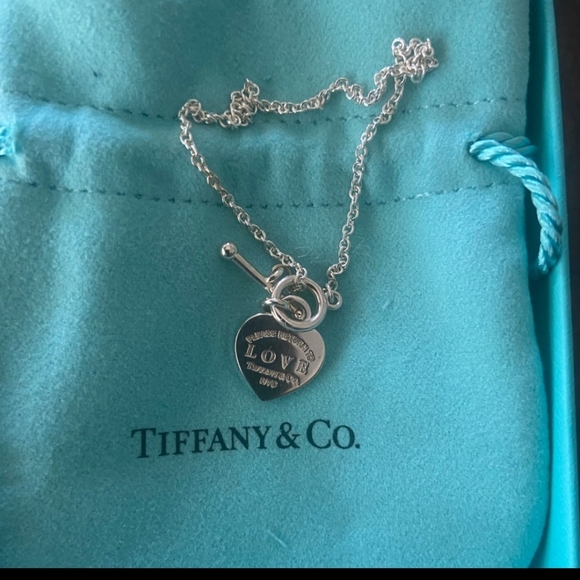 TIFFANY & Co. TOGGLE BRACELET 💙 - Picture 7 of 7